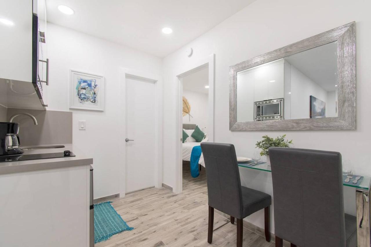 Newly Renovated 1 Bedroom Apt Designer Unit # 3 Hollywood Exterior foto